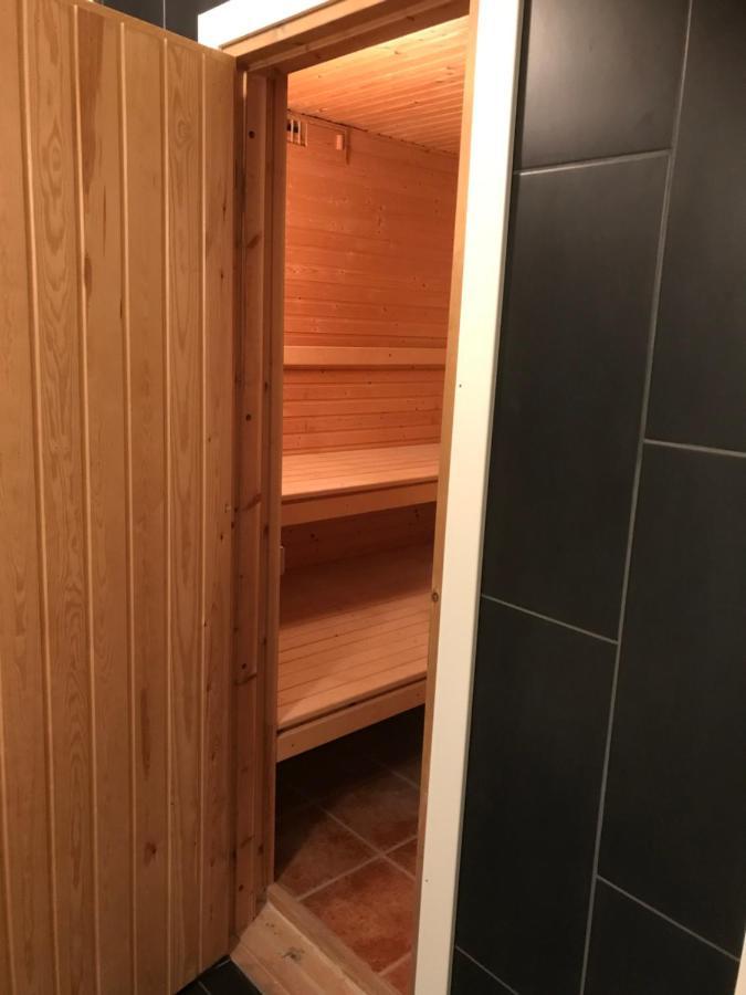 3-Rumslaegenhet I Villa Med Havsutsikt I Bastad Hindbaersvaegen 22 Luaran gambar